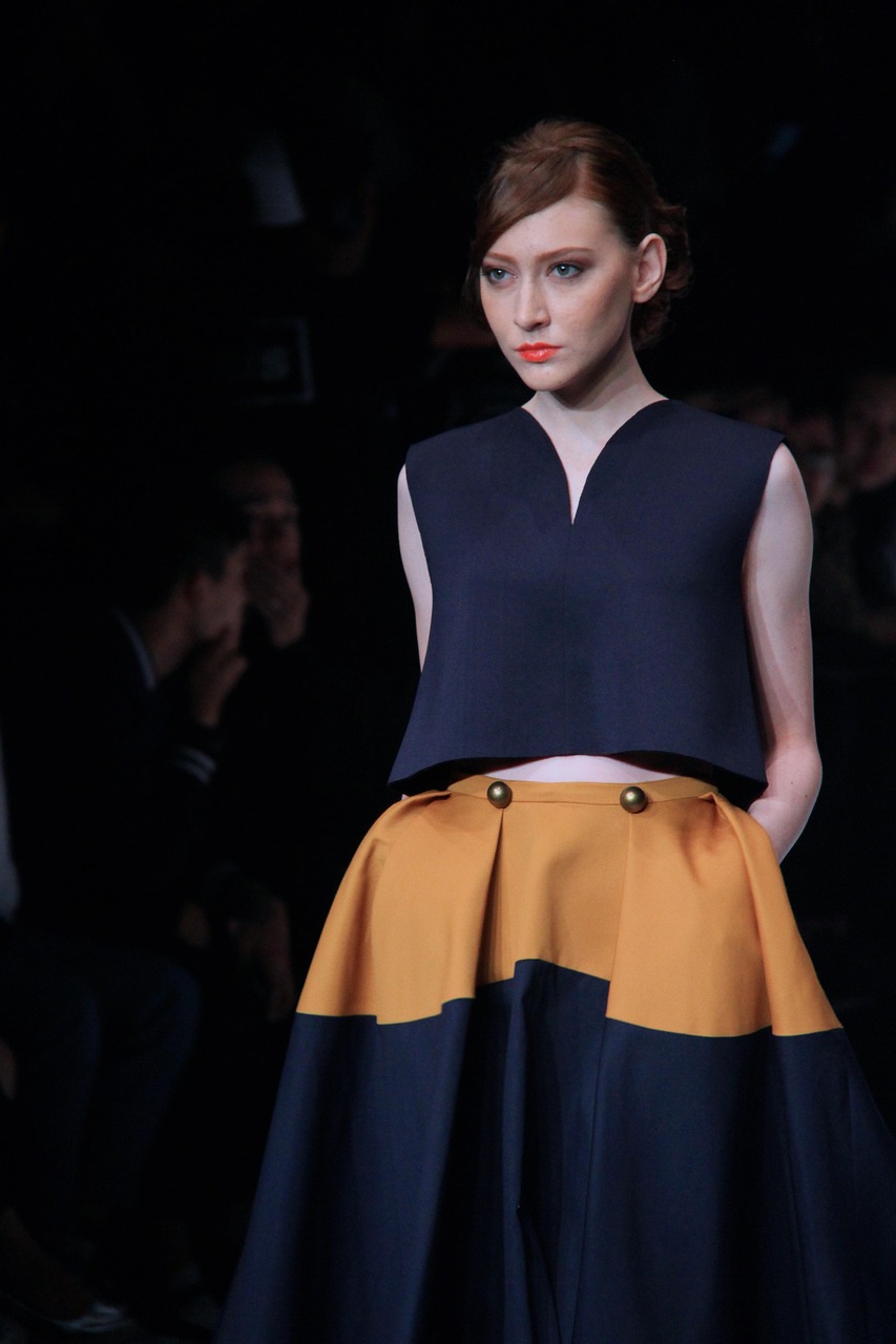 entdecken sie die neuesten modetrends für jede saison! von eleganten styles bis hin zu lässigen looks – bleiben sie immer im trend und setzen sie akzente mit unseren modeempfehlungen.